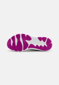 ASICS JOLT 4 - Chaussures de running sur route - black/bold magenta