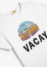 Koton Camiseta estampada - white