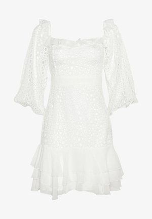 Vestido blanco de encaje con mangas largas abullonadas, escote cuadrado con ribete de volantes, cintura ajustada y dobladillo con volantes en capas.