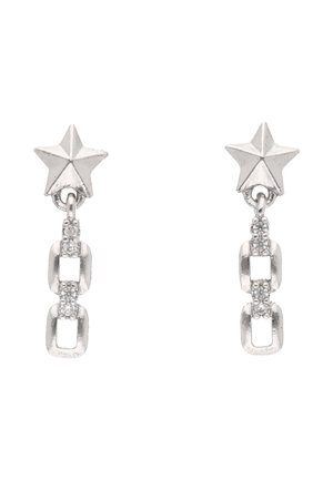 Cercei cu șurub în formă de stea argintie, cu două talismane alungite dreptunghiulare legate între ele, decorate cu cristale mici.