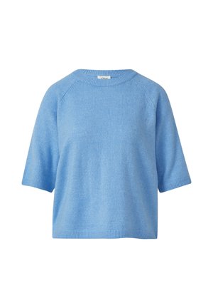 Lichtblauw gebreid truitje met korte mouwen, ronde hals en geribbelde boorden bij de mouwen en zoom, weergegeven op een effen witte achtergrond.