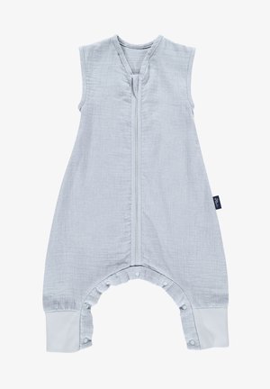 Hellgrauer ärmelloser Jumpsuit mit Reißverschluss an der Vorderseite, weichem Stoff, gerafften Details am Saum und Druckknöpfen an den Beinen.