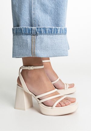 High Heel Sandalette - off-white