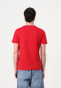 Tommy Jeans TEE 3 PACK - T-shirt basic - ecru/dark night navy/red