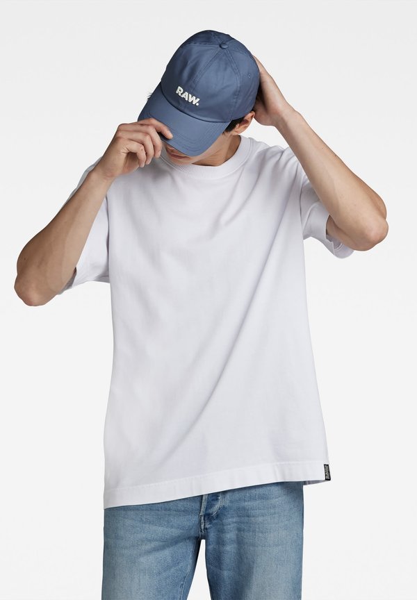 ESSENTIAL LOOSE R T - Basic T-shirt - weiss4