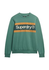 Zielony bawełniany sweter z prążkowanymi mankietami i dołem, z dużym białym logo "Superdry" na kontrastowym niebieskim i musztardowym pasku.