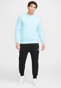 Nike Sportswear CRW - Felpa con cappuccio - glacier blue white