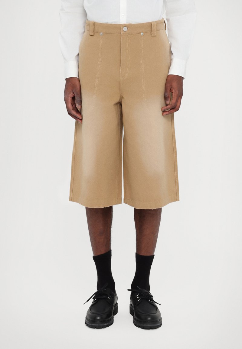 Holzweiler - MILDEW  - Shorts - brown, Ingrandire