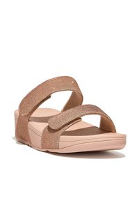 Roze-gouden wiggym met twee brede, textuurgegeven banden en klittenbandsluitingen. Gepolsterde voetbed met een soepele rubberen zool.