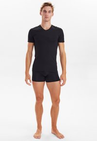JBS V-NECK 2 PACK - Tílko - black