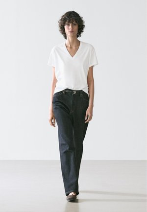 Massimo Dutti FLOWING V-NECK - Basic T-shirt - white