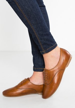 Pier One Snøresko - cognac