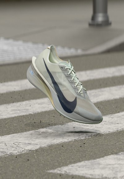 Nike Performance ZOOMX VAPORFLY NEXT 4 FK Unisex
