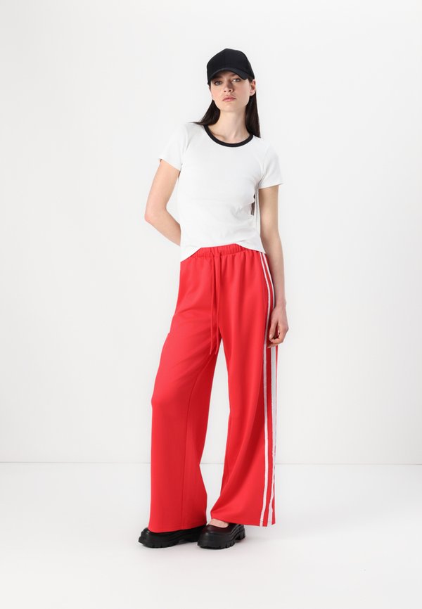 PCTRACK PANTS - Tracksuit bottoms - lollipop3