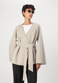 JDY JDYFELICITY DRAPY JACKET - Ελαφρύ μπουφάν - nature