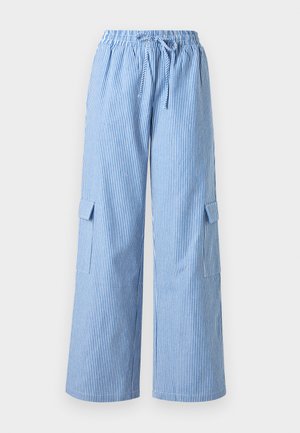 Blauwe en witte gestreepte cargobroek met een elastische tailleband, trekkoord en zijzakken voor een ontspannen pasvorm.