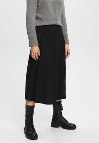 Esprit A-linjekjol - black