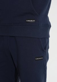 Carlheim EVERYDAY COMFORT JOEL - Jersey con capucha - navy