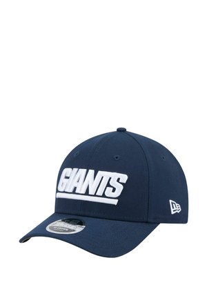 Casquette de baseball bleu marine avec une visière courbée, présentant le mot "GIANTS" brodé en lettres blanches à l'avant et un logo New Era sur le côté.
