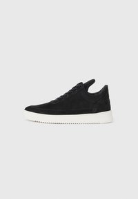 Sneakers - black