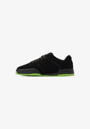 DC Shoes Tenisky - black