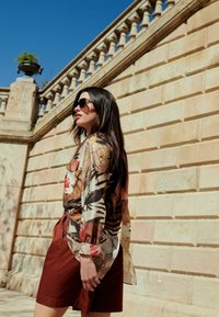 Next LONG SLEEVE REGULAR FIT - Cămașă - safari print
