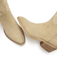 LASCANA Botas camperas - beige
