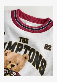 Valgt, grey marl teddy bear