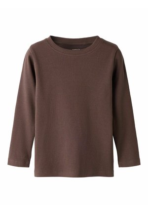 Chemise marron à manches longues côtelées avec col rond, coupe décontractée, présentée sur fond blanc.