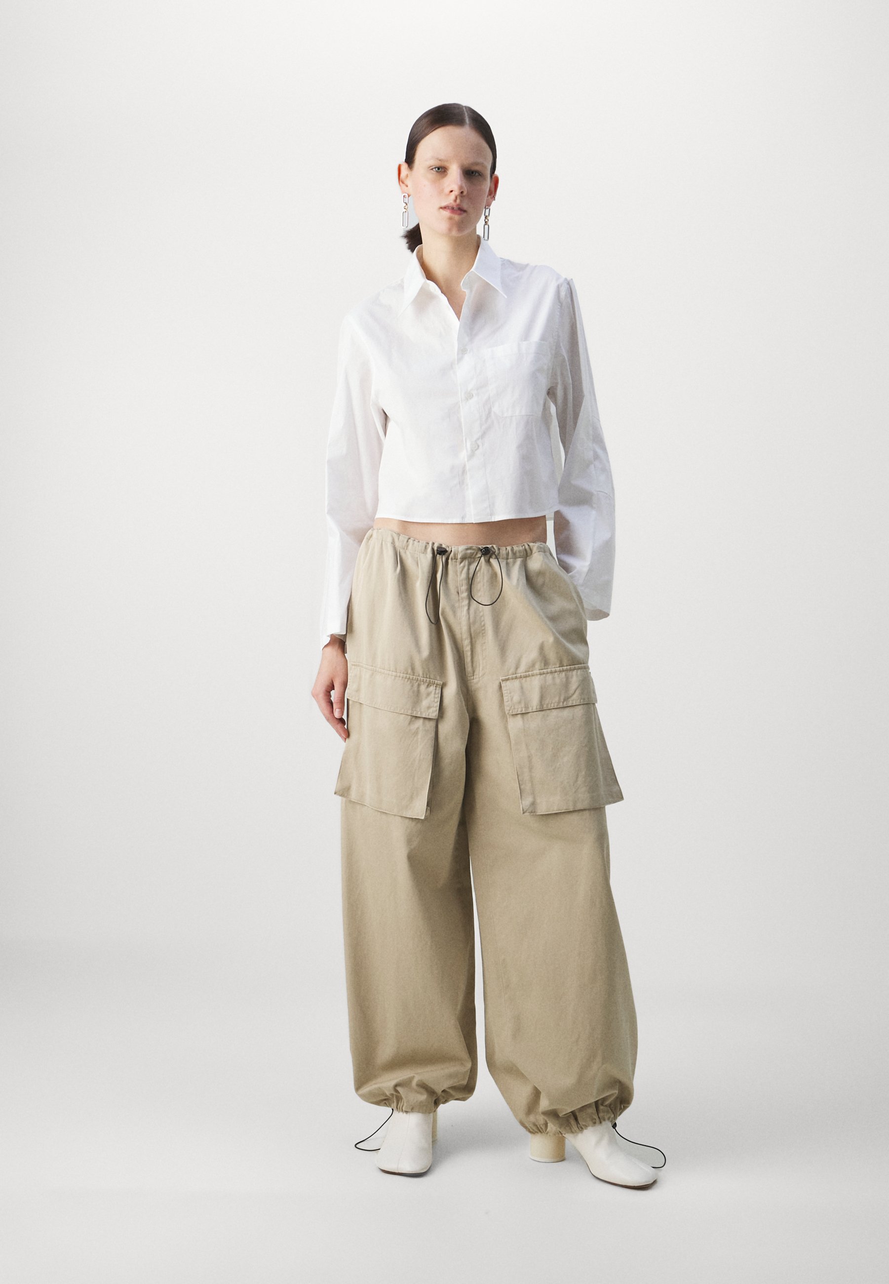 MM6 Maison Margiela PANTS - Cargo trousers - beige - Zalando