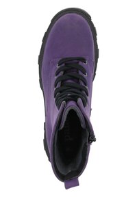 Fioletowy skórzany botek na kostkę z czarnymi sznurówkami i solidną czarną gumową podeszwą. Posiada boczny zamek błyskawiczny oraz szare wykończenie wewnątrz buta.