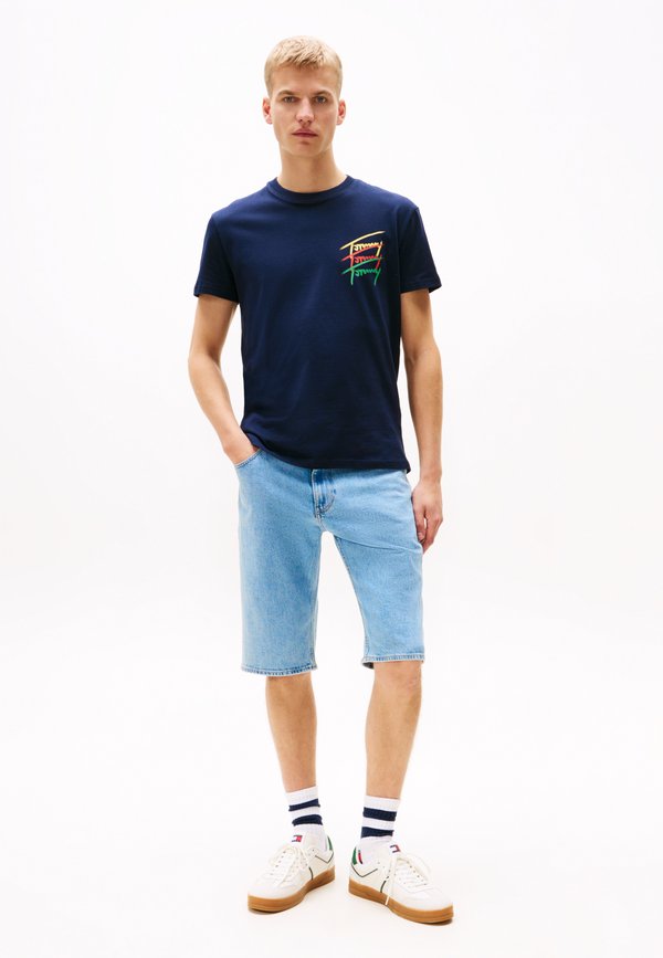 REG TWISTED SIGNTR EXT - Print T-shirt4