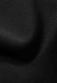 Thumbnail Image 8