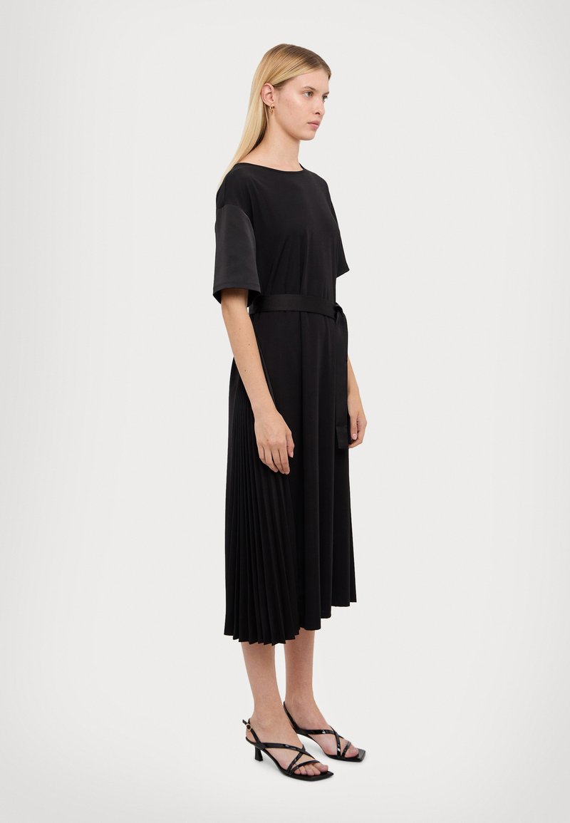Weekend Max Mara JORDAN - Jersey dress - nero