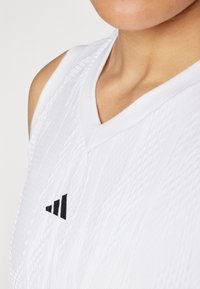 adidas Performance TENNIS PRO AEROREADY CROP - Topper - white