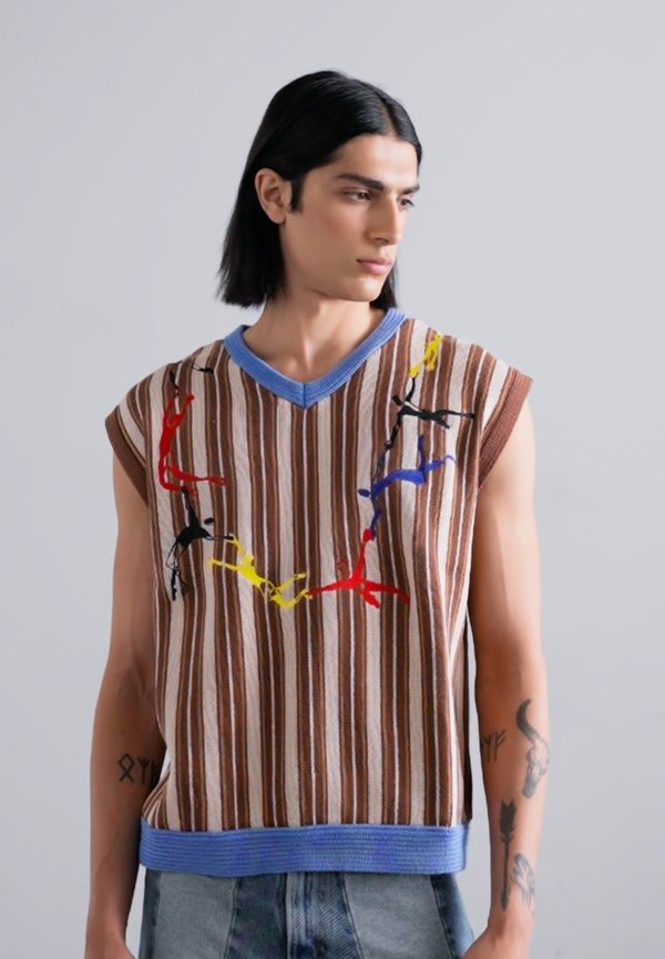 EMBROIDERED FIGURES  - Jumper2