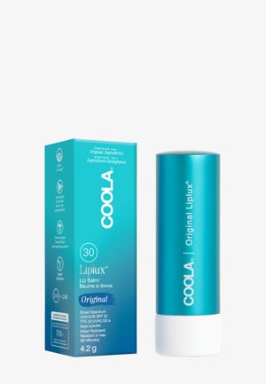 Turkusowy balsam do ust COOLA LipLux oraz pasujące opakowanie z oznaczeniami SPF 30, składników organicznych, wodoodporności i certyfikatów wegańskich.