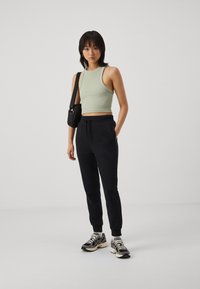 Even&Odd Petite Jogginghose - black