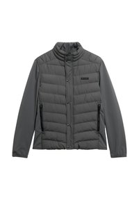 Szary puchowy płaszcz z wysokim kołnierzem, zapinany na zamek błyskawiczny z bocznymi kieszeniami oraz połączeniem pikowanych i gładkich materiałów. Zawiera logo na klatce piersiowej.