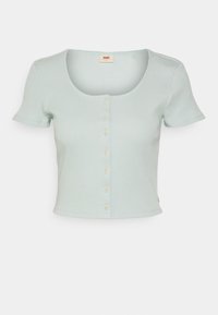 Světle modrý krátký top s krátkým rukávem, zakrývající břicho, s kulatým výstřihem a knoflíkovým zapínáním. Texturovaná tkanina s žebrovaným vzorem.