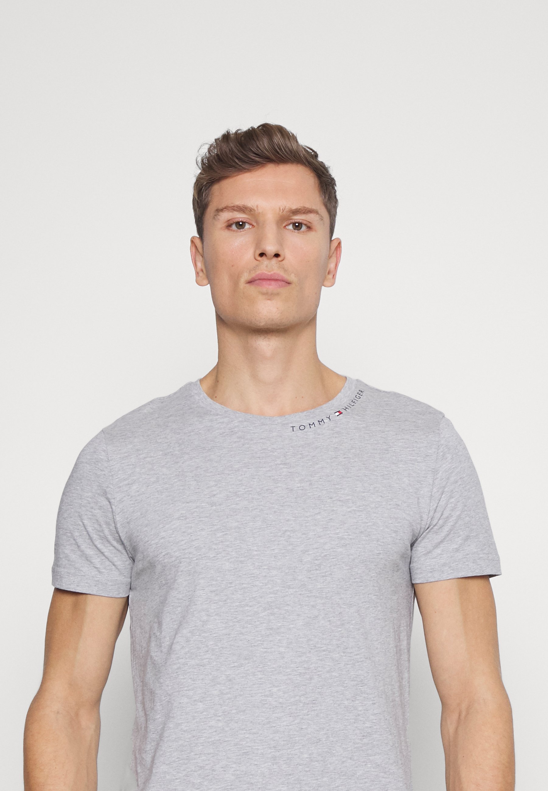 Tommy Hilfiger MULTI PLACEMENT TEE 