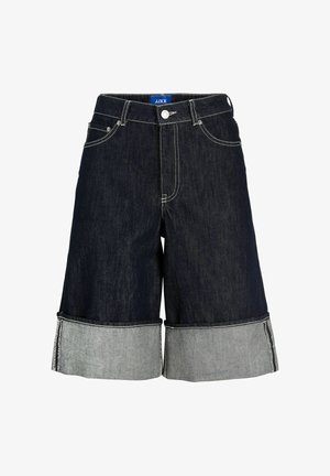Shorts en denim bleu foncé avec larges revers rabattus montrant un tissu plus clair à l'intérieur, poches avant, bouton et passants de ceinture visibles.