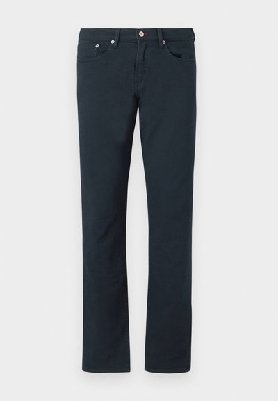 Pantalones de algodón en navy oscuro con un diseño de pierna recta, que cuentan con dos bolsillos frontales y un cierre de botón con herrajes de metal. Textura suave.