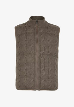 Brun kabelstickad väst med hög krage, hel dragkedja och texturerat mönster. Har sidofickor och ribbade kanter för extra detalj.