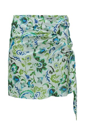 Falda envolvente floral en verde claro con patrones azules y verdes. Hecha de tela suave, con un lazo lateral y elementos de diseño recogidos.