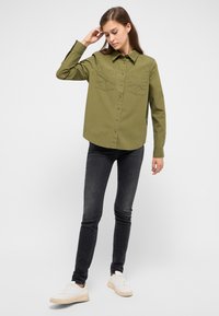Mustang Button-down blouse - grün