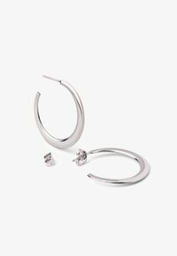 Seleccionado, plata color