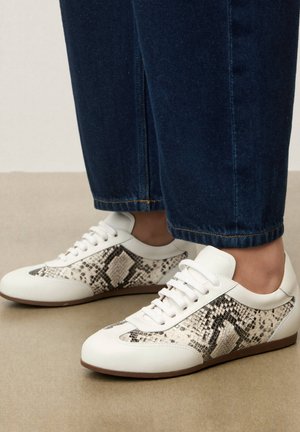 NERIA - Zapatillas - white