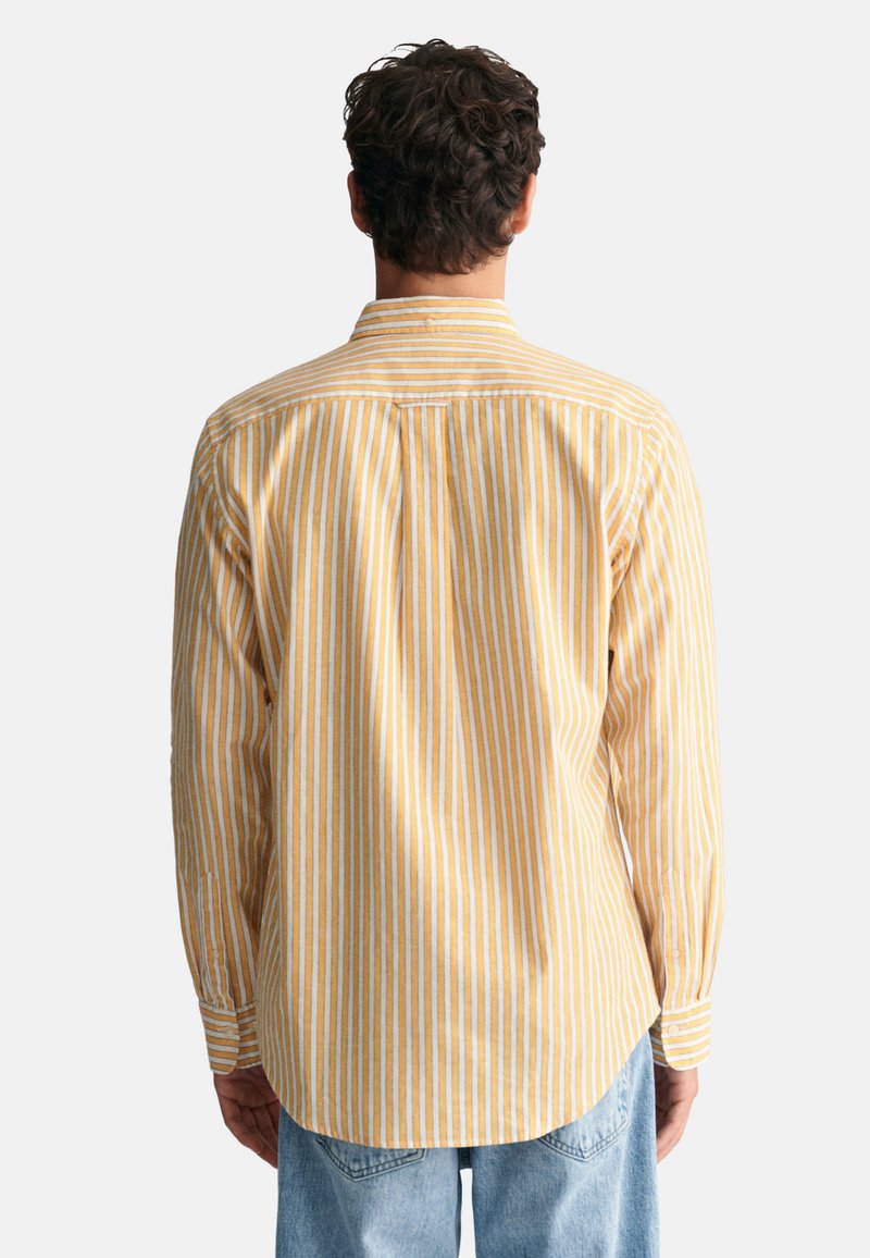 GANT REGULAR FIT DE A RAYAS - Košile - medal yellow