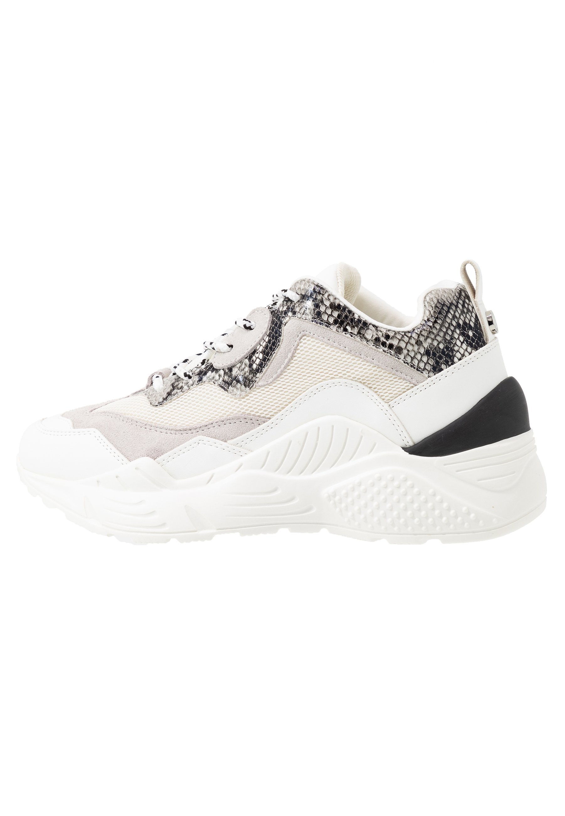 steve madden antonia white multi